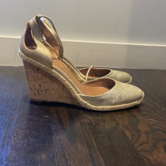 Sparkly Aquazzura gold glitter wedges sz41 (10) - Picture 3 of 9
